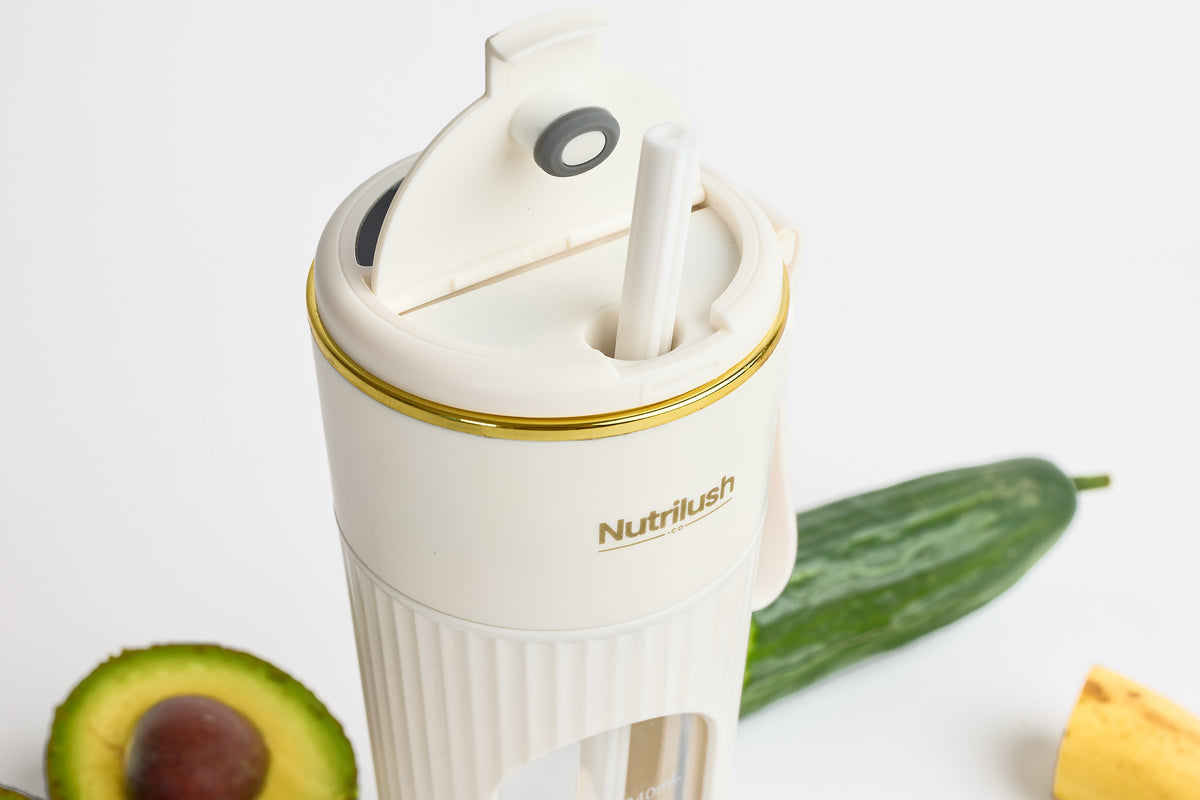 NutriLush Mini Blender To Go – Draagbare Smoothie Maker – USB Oplaadbaar & Draadloos – 340 ml